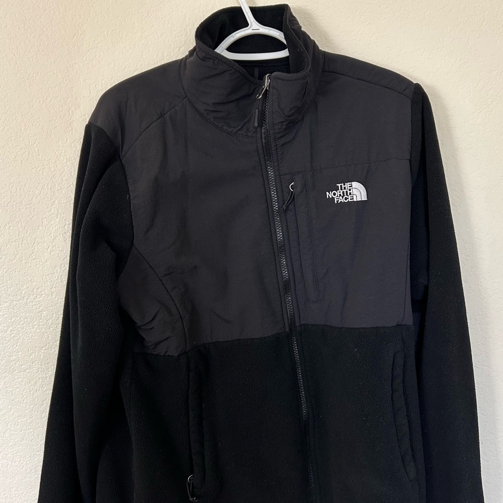 The North Face Women's Black Performance Jacket